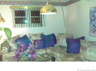 39 Furman Rd, Hamden, CT 06514