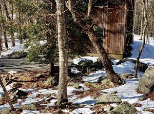 123 NE Regent St, Bushkill, PA 18324