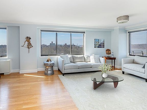 5th image of 3671 Hudson Manor Ter APT 9K