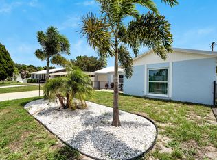 412 Flamingo Dr, Apollo Beach, FL 33572