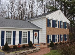 8800 Aquary Ct, Springfield, VA 22153