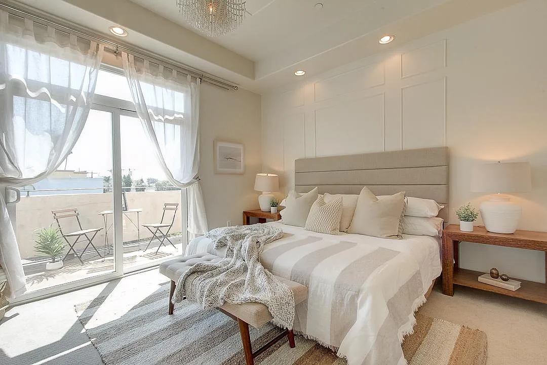 11323 Huston Street — Photo 1