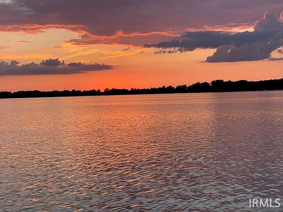 2nd image of 5055 E Summerholme Dr
