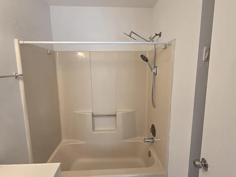 5803 SE Collins Ave — Photo 13