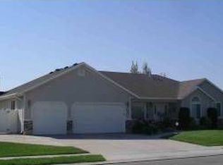 9646 S Iron Gate Rd, South Jordan, UT 84095