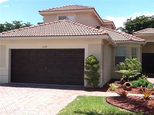 1st image of 1509 Winterberry Ln