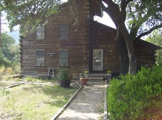 152 Park Dr, Leakey, TX 78873