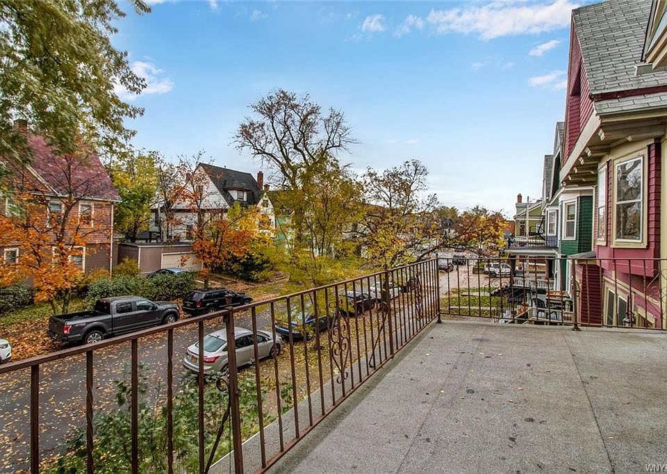 1st image of 557 Bird Ave #2