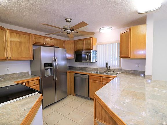 5th image of 2615 W Gardenia Dr