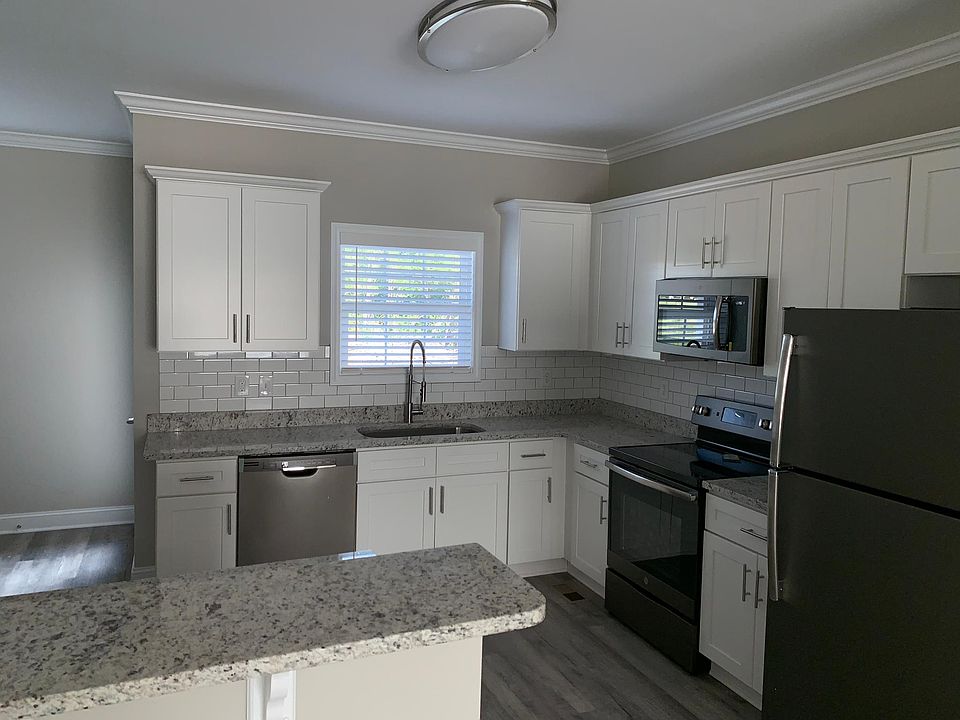 1st image of 3037 Sunny Creek Way