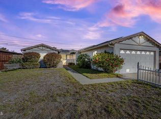 1141 Spruce St, Oxnard, CA 93033