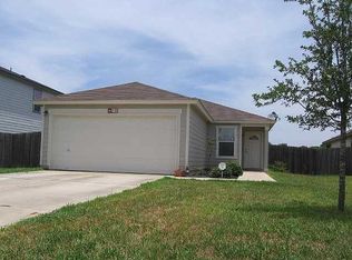 230 Beech Dr, Kyle, TX 78640