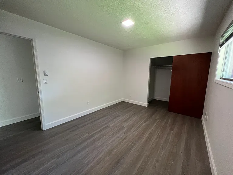 2008 SE Taggart St #2008 — Photo 16