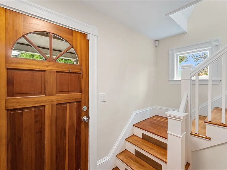 29 Sylvan St #2 — Photo 21