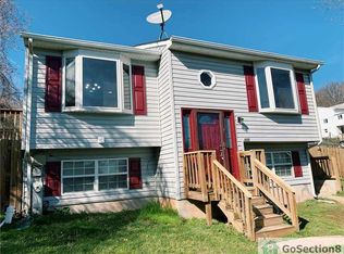 122 American Ave, Halethorpe, MD 21227