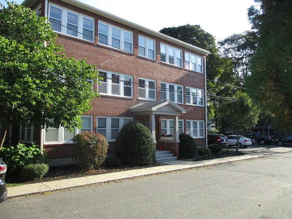 1st image of 1 Bromfield Ct Unit C