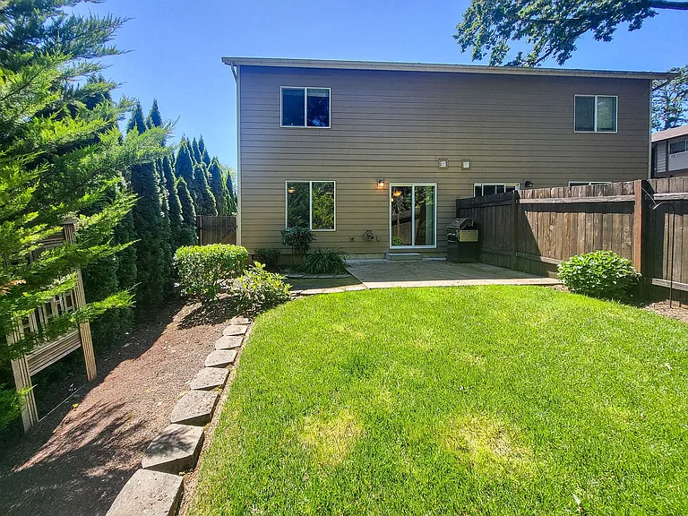 407 & 409 Madrona Ave SE — Photo 31