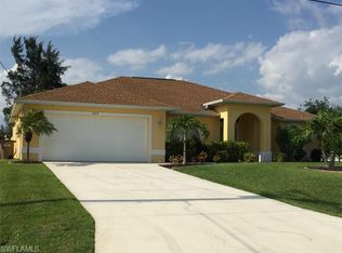 1015 SW 1st Ter, Cape Coral, FL 33991