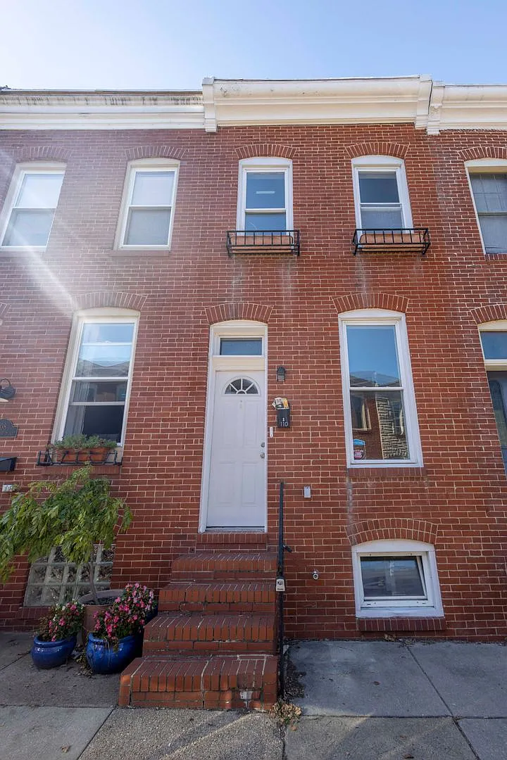 Charming 2BD/1BA Townhome in Patterson Park, MD! — Photo 1