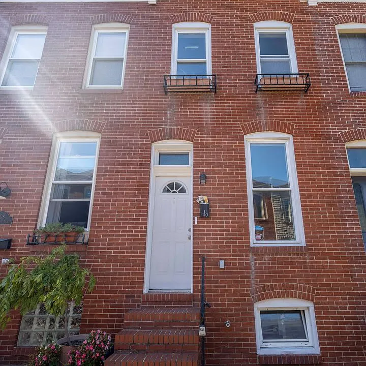 110 N Rose St