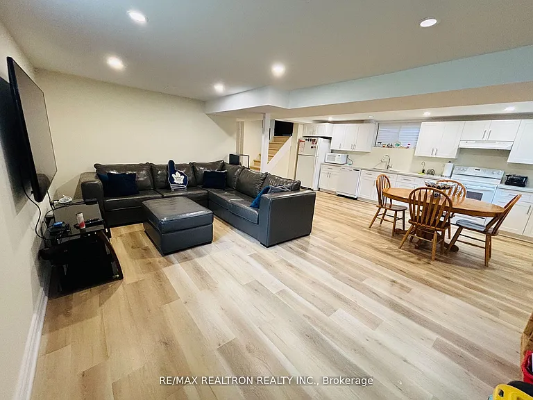 771 Cedarvale Dr #BASEMENT — Photo 4