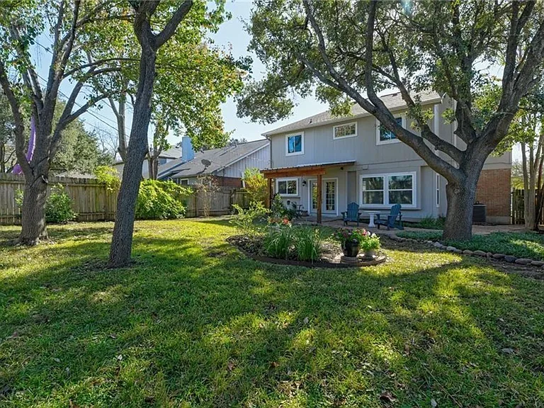4602 Everest Ln — Photo 21