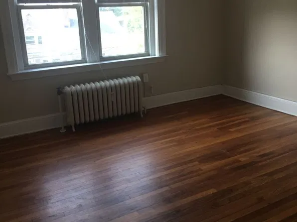 1533 Chapel St, New Haven, CT