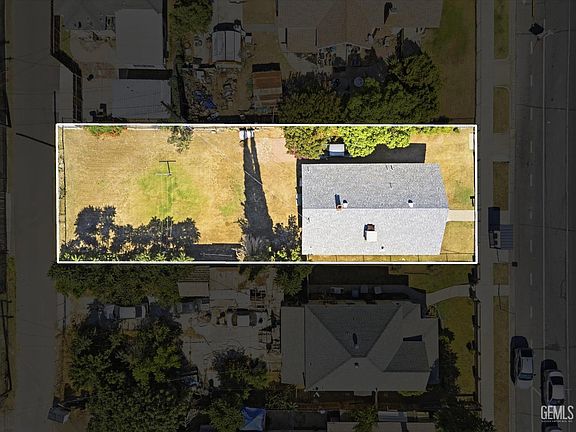 2nd image of 907 Monterey St