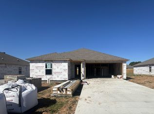 121 King Ranch Dr, Beebe, AR 72012
