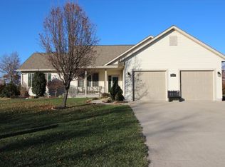 1204 Shurron St, Olney, IL 62450