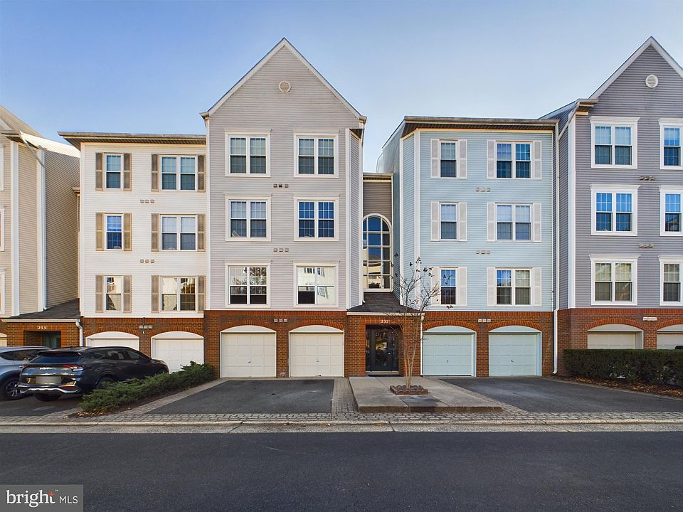 1st image of 255 S Pickett St APT 202