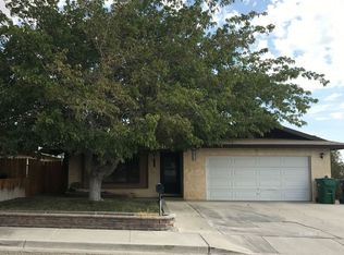 1220 W Vulcan Ave, Ridgecrest, CA 93555