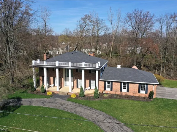 8610 Countryside Dr, Northfield, OH 44067