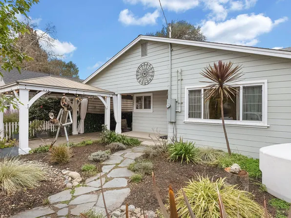 315 1st St, Healdsburg, CA 95448