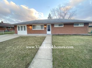 4230 Kitridge Rd, Dayton, OH 45424