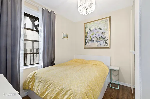 Sold by Citi Habitats | media 4