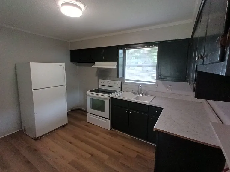 25 Almo Dr — Photo 2