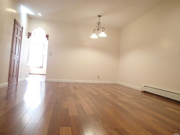 4th image of 300 Weirfield St #2