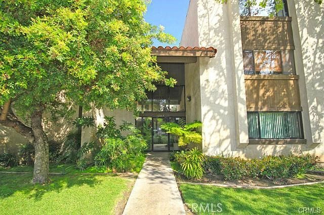 1st image of 1203 E San Antonio Dr APT 102