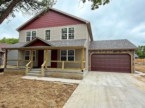 1807 S Elm St, El Dorado Springs, MO 64744