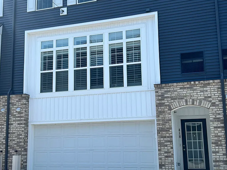 418 Mayer Pl — Photo 1