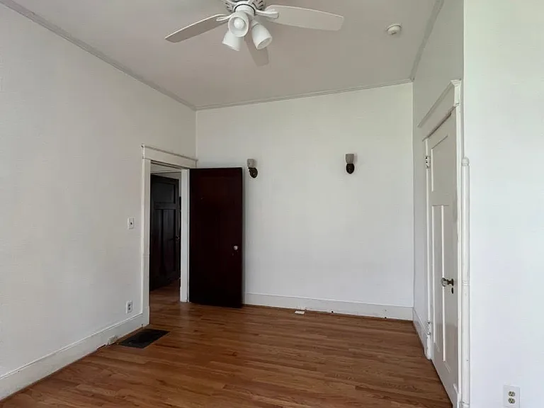 1712 Linden Ave #2 — Photo 13
