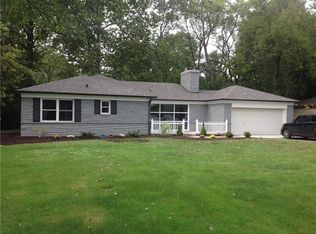 7034 Spring Mill Rd, Indianapolis, IN 46260