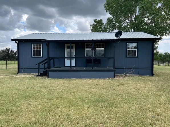 517 County Road 165, Sidney, TX 76474