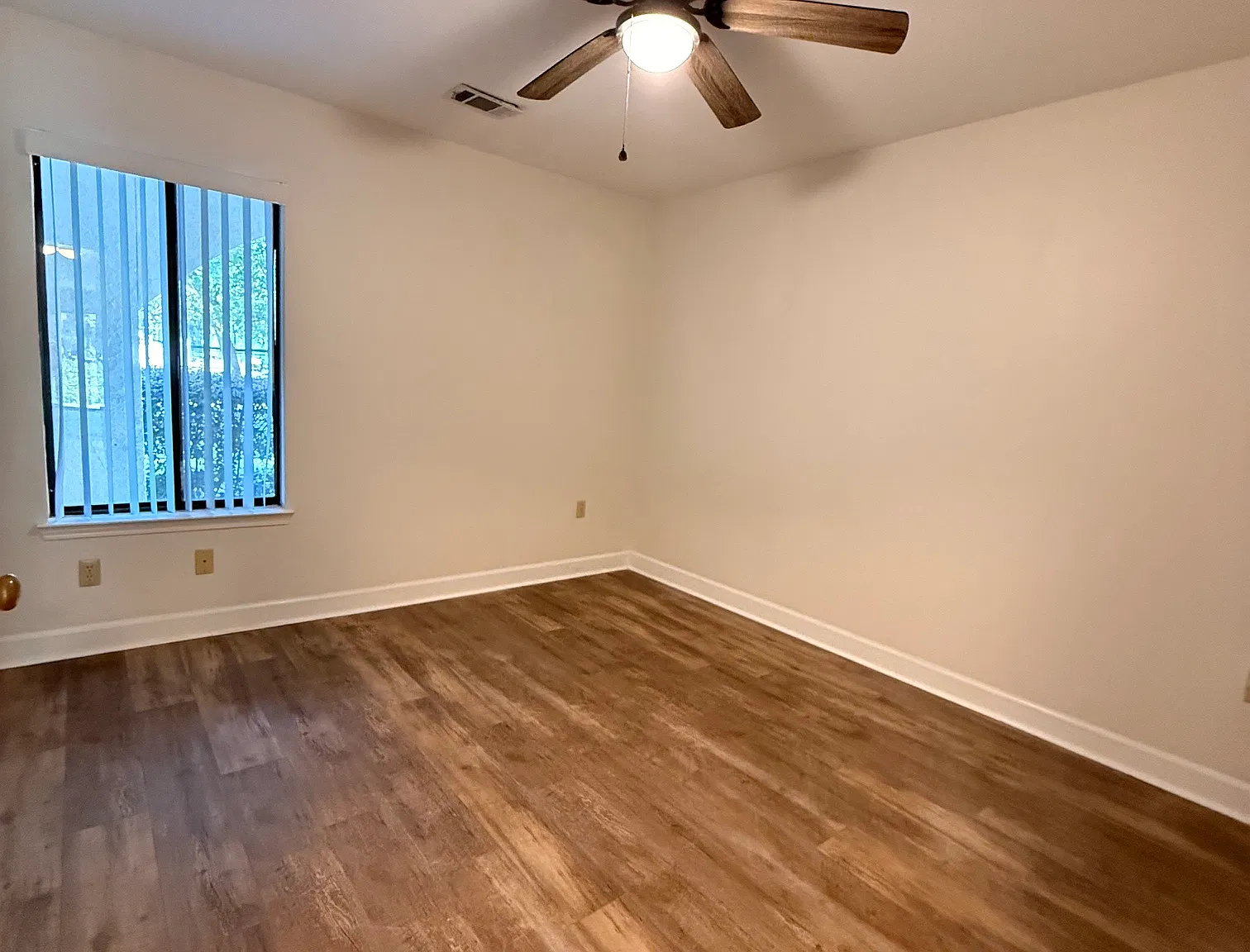 1 bed, 692 sqft, $1,300 — Photo 1