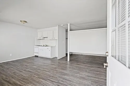 1208 Major St Photo 1