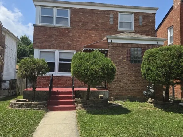 2106 S 22nd Ave, Broadview, IL 60155