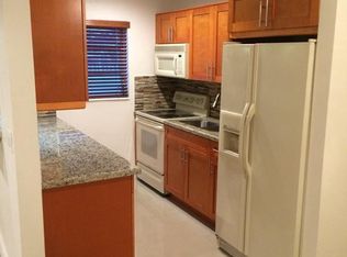 610 W 39th St, Hialeah, FL 33012