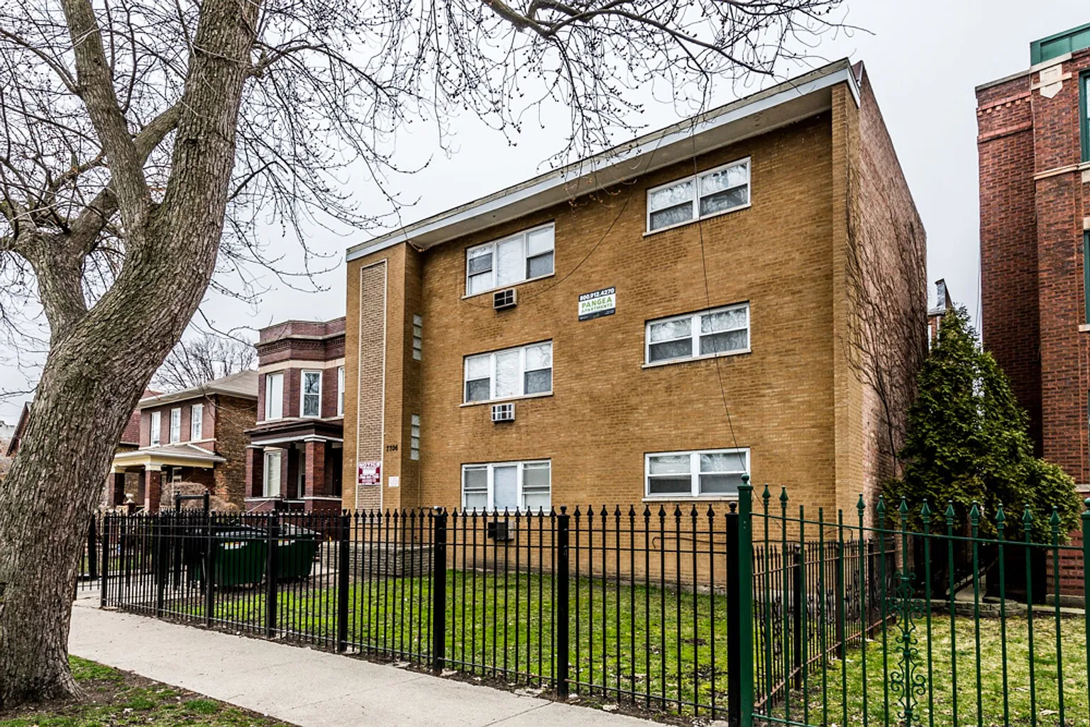 7706 S Saginaw Ave APT 3D photo 1