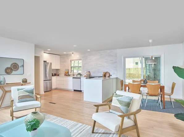 117 Dixie Dr, Chapel Hill, NC 27514